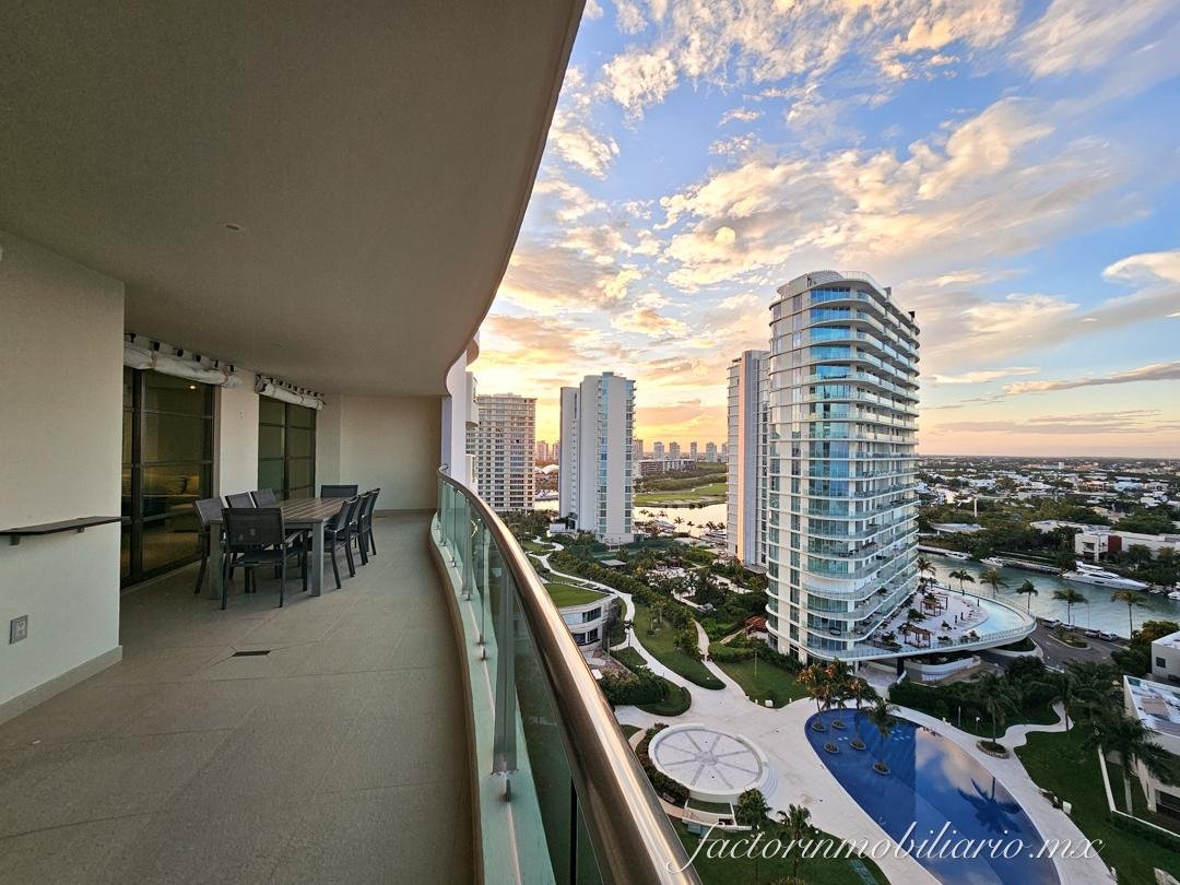 Departamento Novo Cancún de 2 Recamaras 206 m2 en Venta