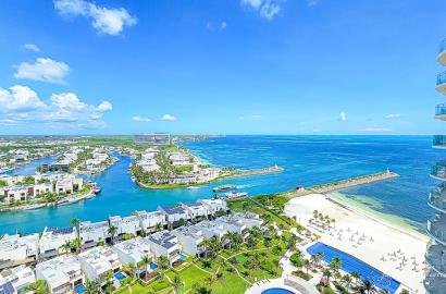 Departamento Novo Cancún en Puerto Cancún de 2 Recámaras en Venta Sin Muebles