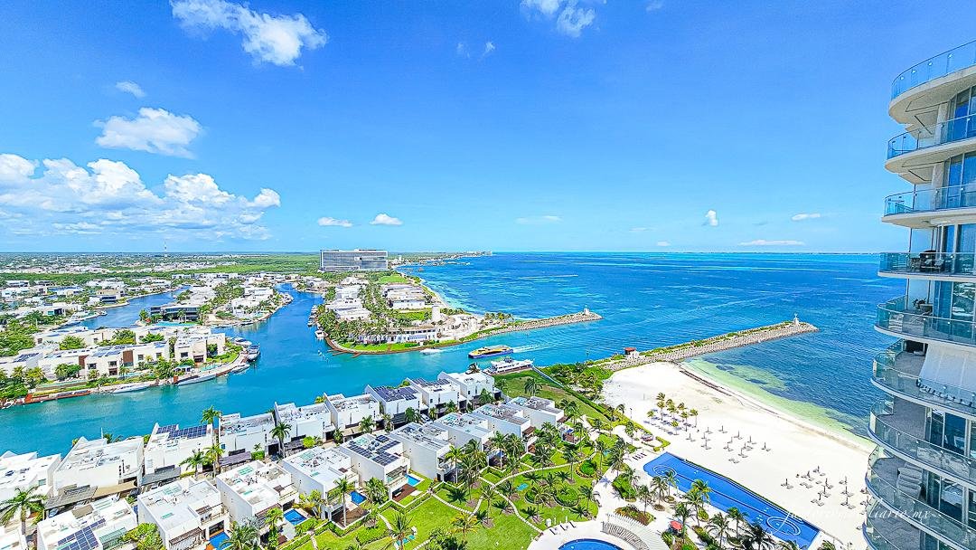 Departamento Novo Cancún en Puerto Cancún de 2 Recámaras en Renta Sin Muebles