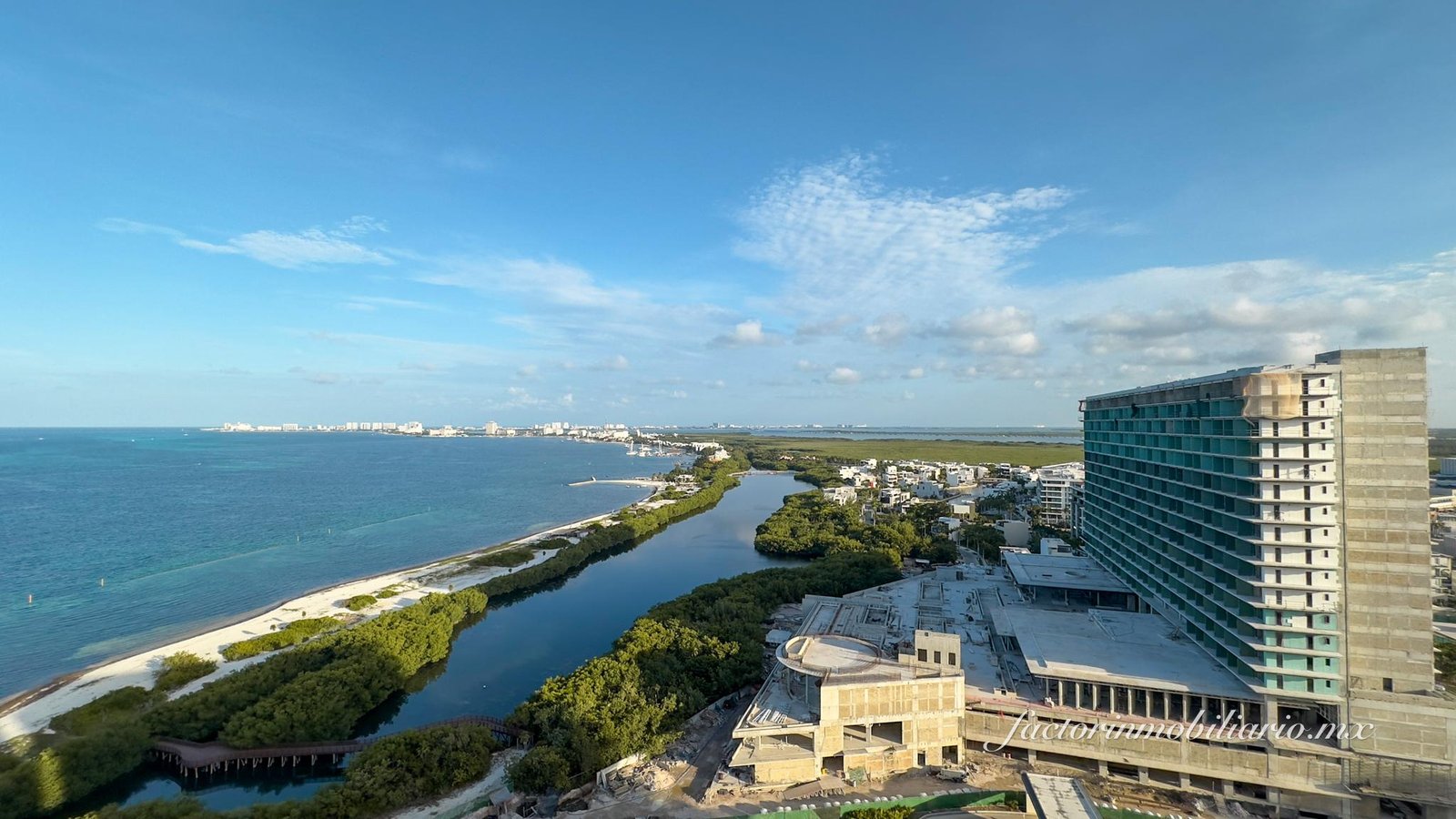 Departamento Novo Cancún en Puerto Cancún de 2 Recámaras en Renta Sin Muebles