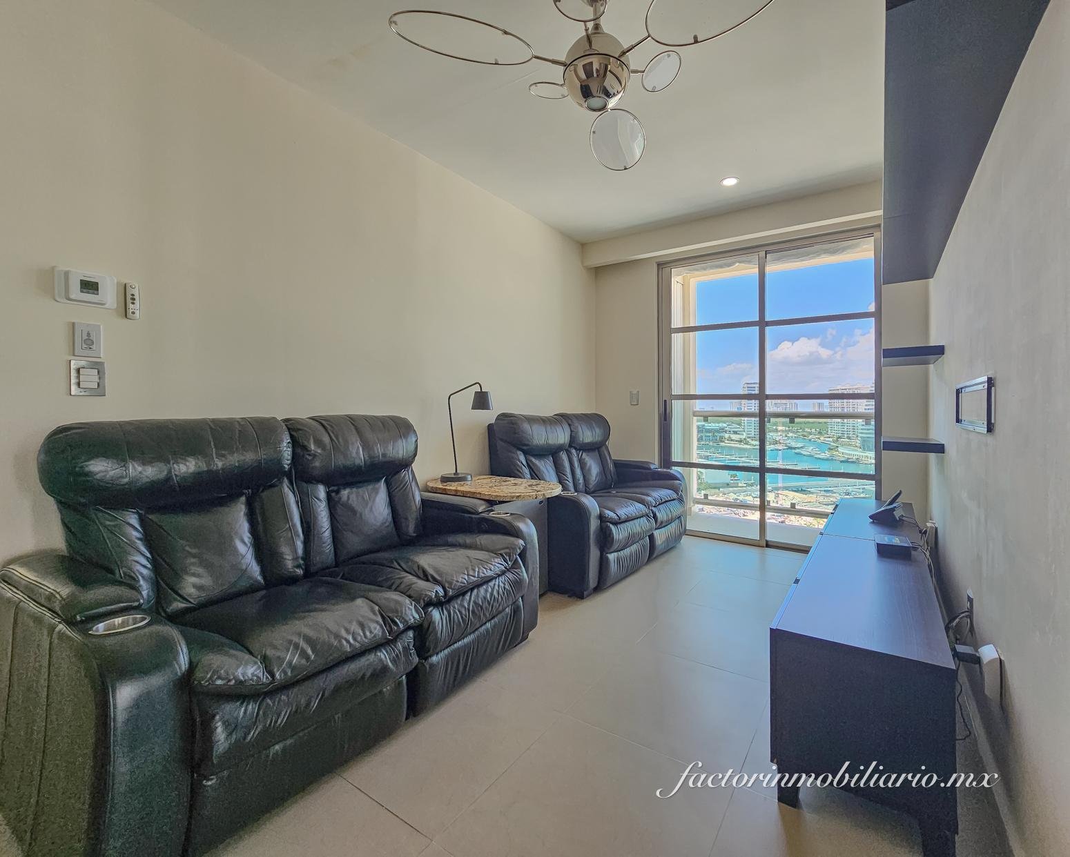 Departamento Novo Cancún de 3 recámaras de 263 m2 en Renta Amueblado o Sin Muebles