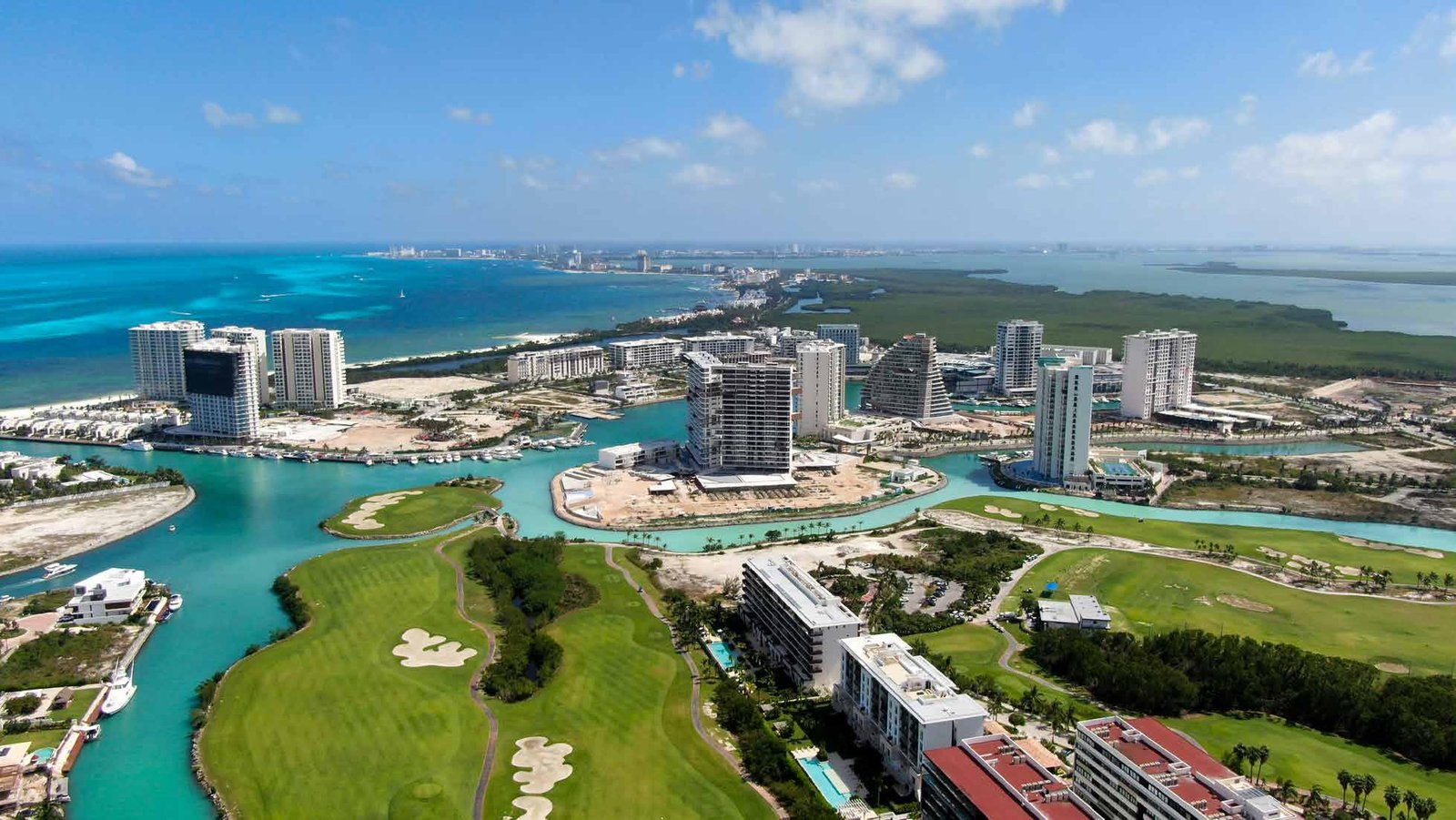 Marea Puerto Cancún | Departamentos