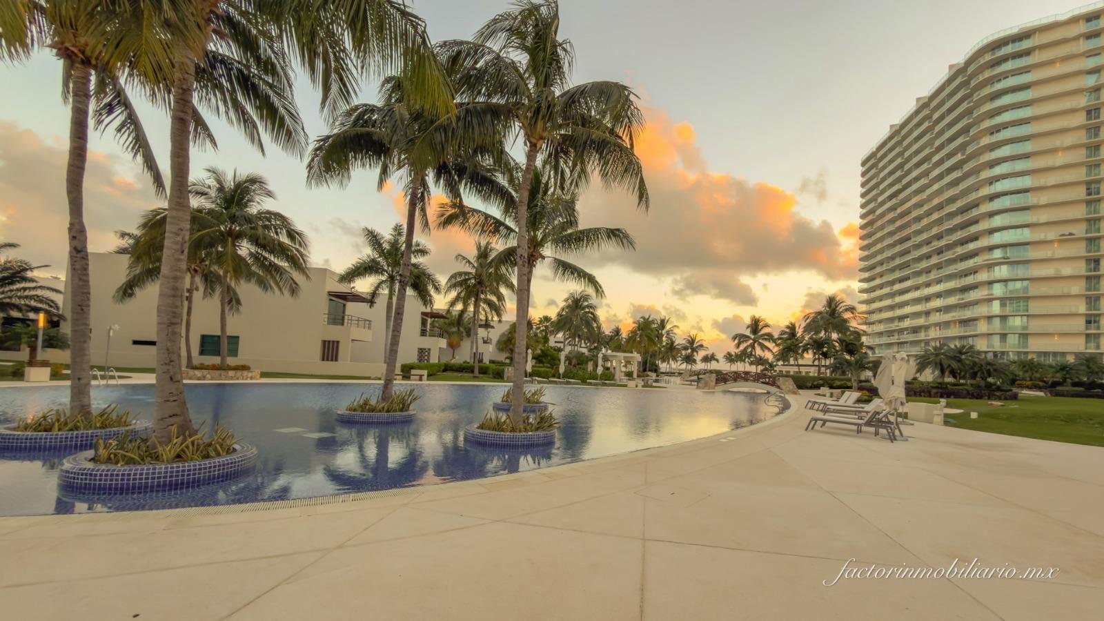 Novo Cancun en Puerto Cancun