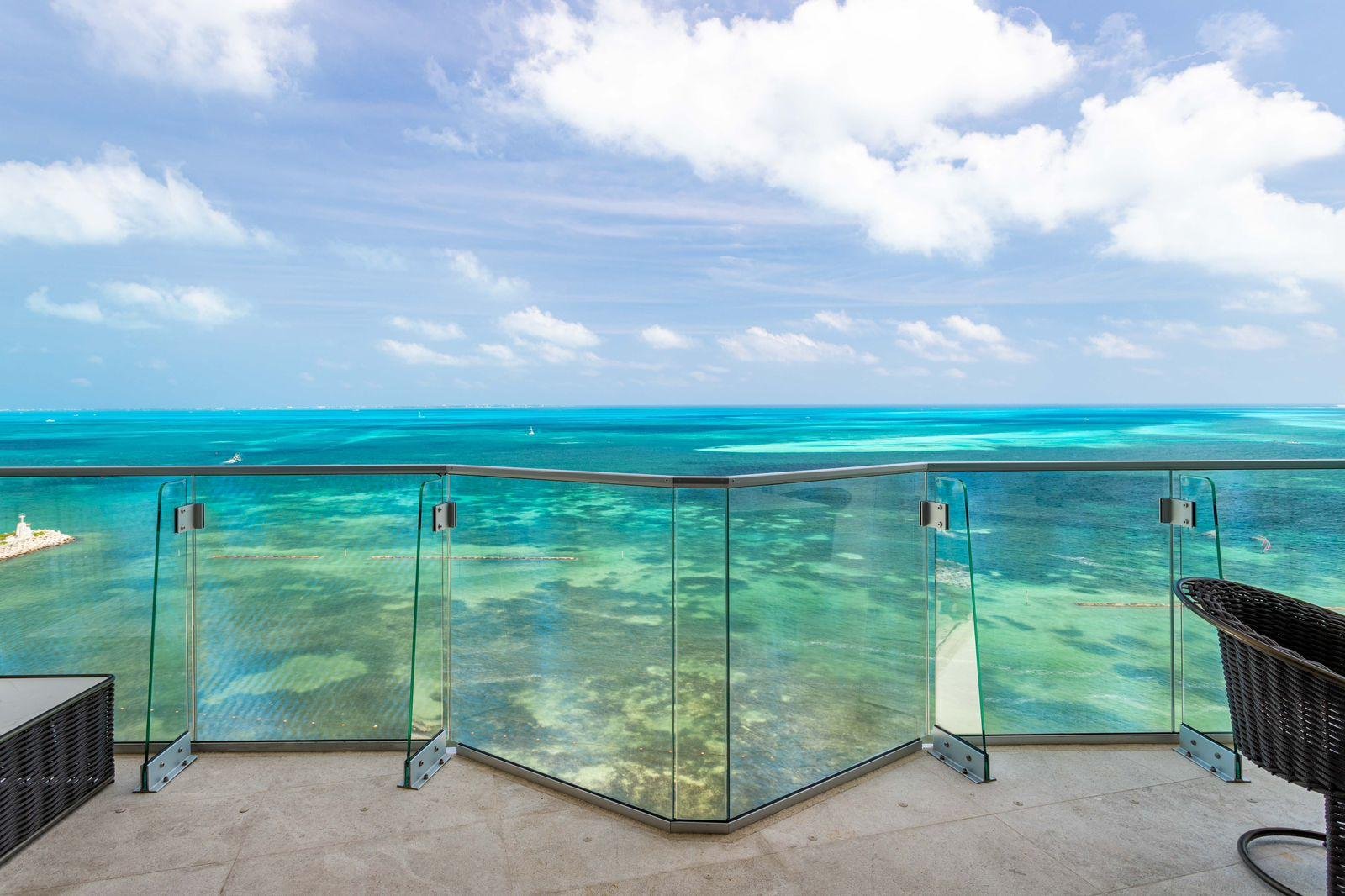 SLS Cancun Hotel & Residences Puerto Cancún 3 Recamaras Amueblado en Venta