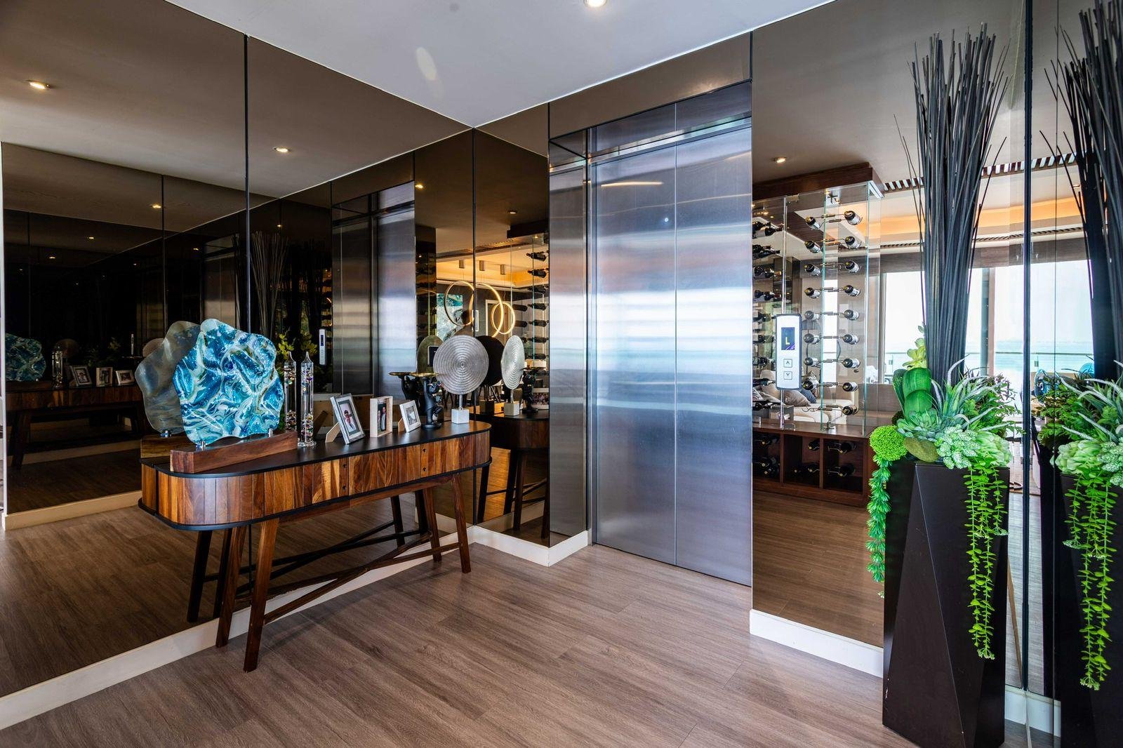 SLS Cancun Hotel & Residences Puerto Cancún 3 Recamaras Amueblado en Venta