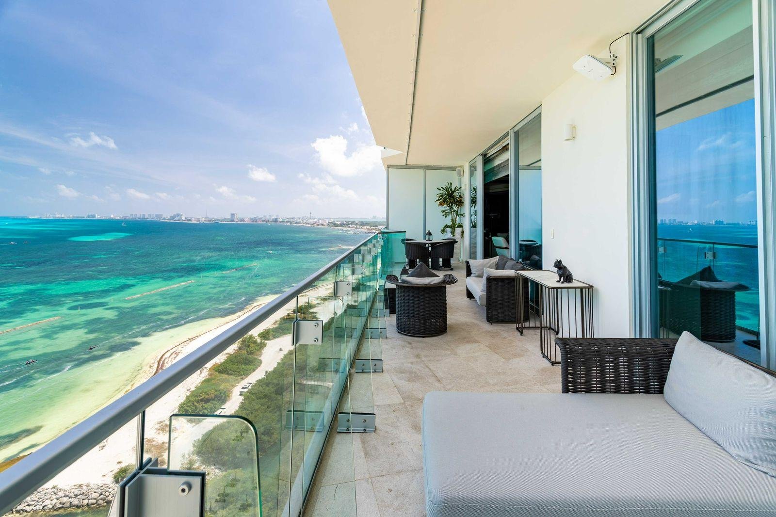SLS Cancun Hotel & Residences Puerto Cancún 3 Recamaras Amueblado en Venta