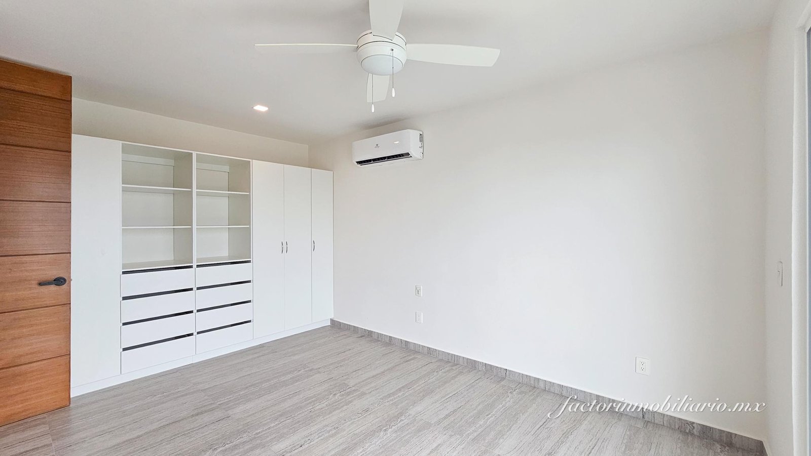 Pent House en Torre M frente a Puerto Cancún en Av Bonampak