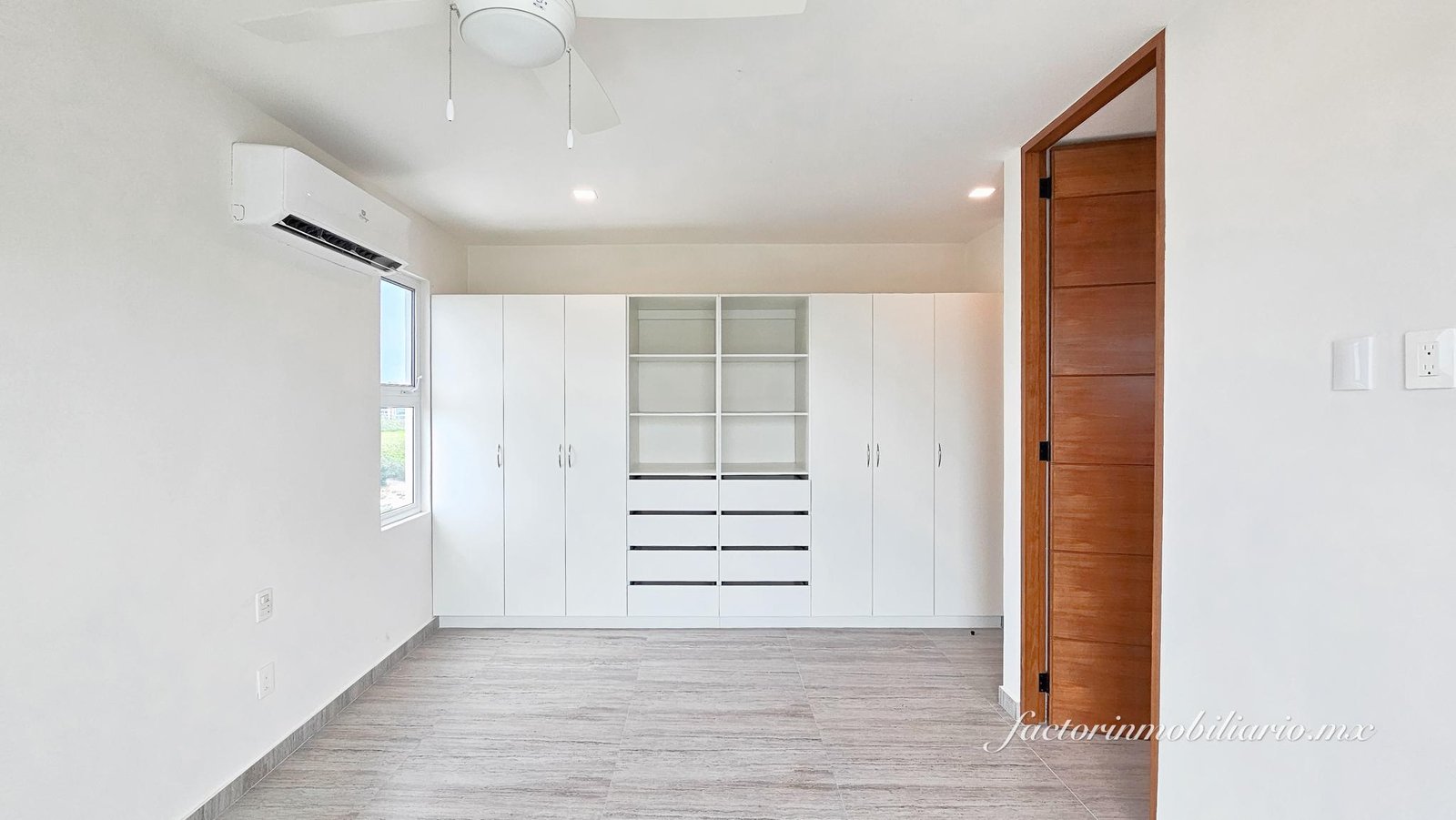 Pent House en Torre M frente a Puerto Cancún en Av Bonampak