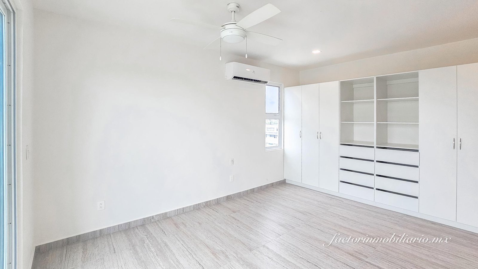 Pent House en Torre M frente a Puerto Cancún en Av Bonampak