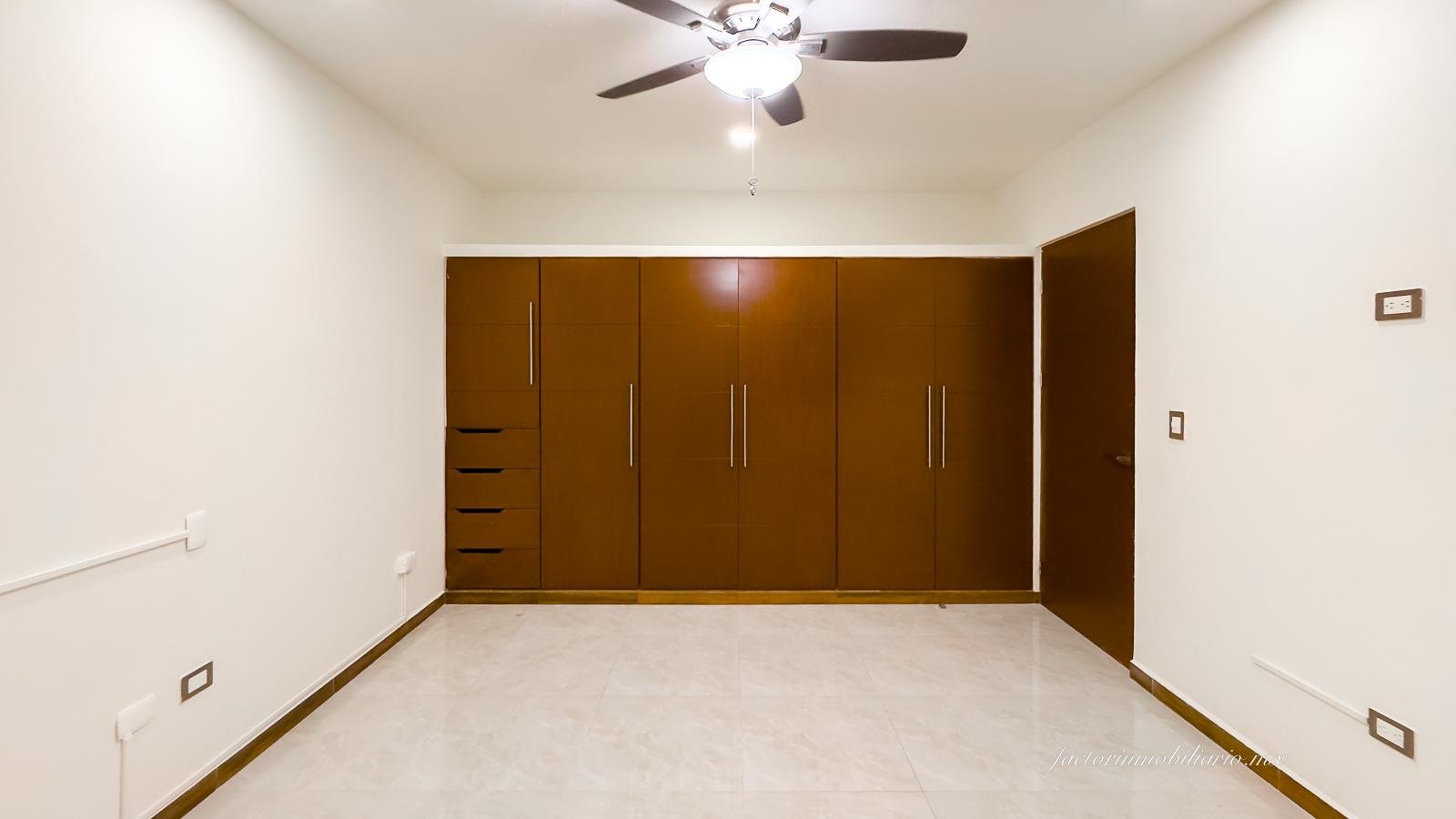 Departamento 3 Soles Av Acanceh | 3 Recámaras Sin Amueblar en Renta
