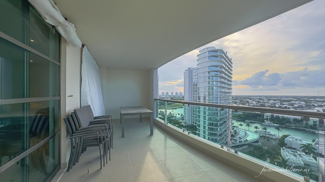 Departamento Novo Cancún de 2 Recamaras 206 m2 en Venta