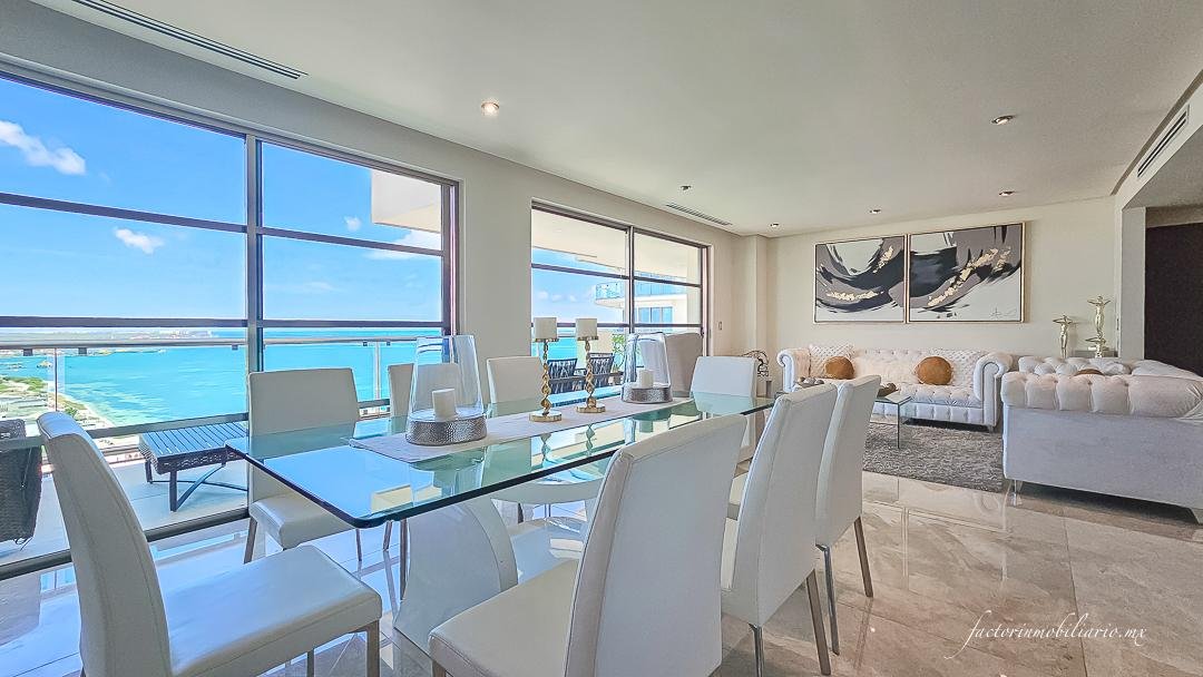 Departamento Novo Cancún en Puerto Cancún de 2 Recámaras Amueblado en Renta