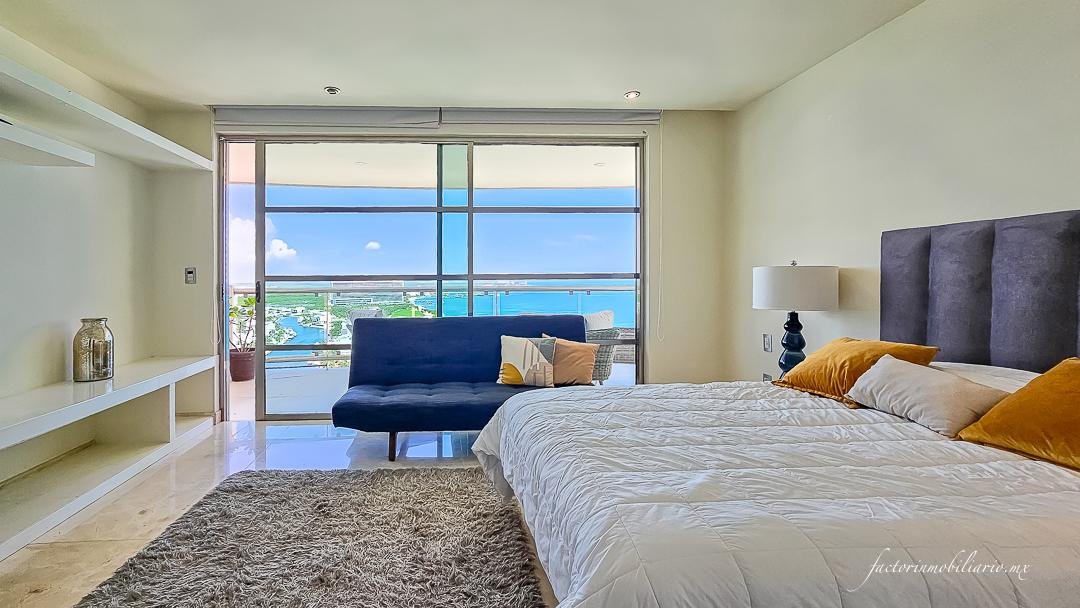 Departamento Novo Cancún en Puerto Cancún de 2 Recámaras Amueblado en Renta