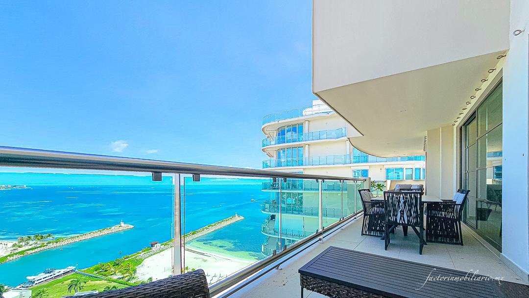 Departamento Novo Cancún en Puerto Cancún de 2 Recámaras Amueblado en Renta