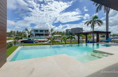 Residencial Los Canales Puerto Cancun | Casa en Venta Amueblada