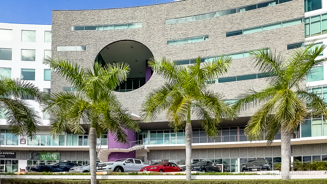 Diomeda Puerto Cancún | Oficina en Renta Amueblada
