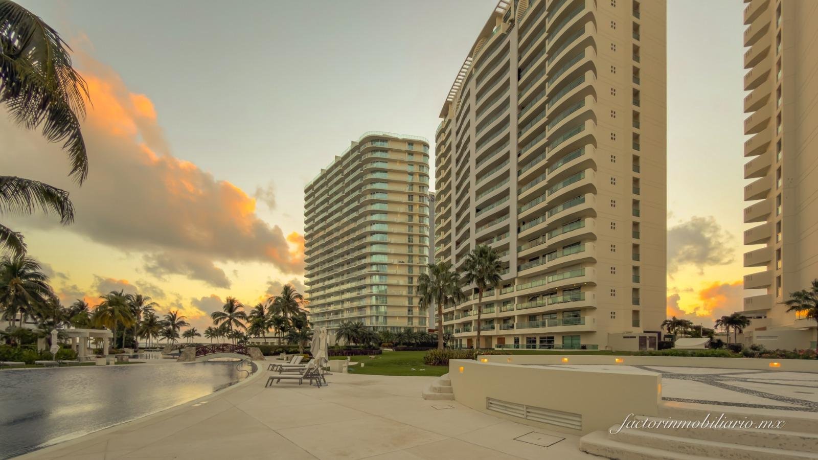 Novo Cancun en Puerto Cancun