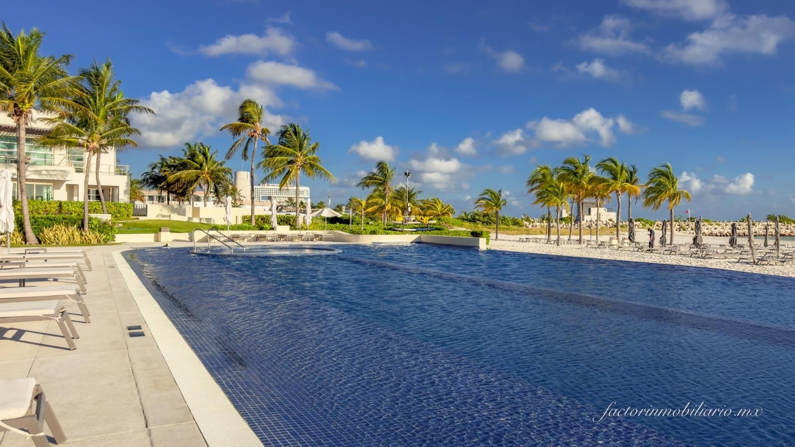 Novo Cancun en Puerto Cancun