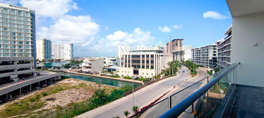 RIVA Puerto Cancún Departamento en Renta en de 4 Recamaras Amueblado