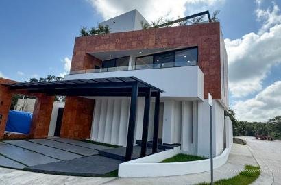 Casa en Venta | Vía Cumbres en Av. Huayacán Cancún